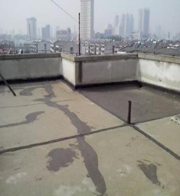 黑龙江漏水维修 楼顶漏水是什么原因，楼顶漏水维修方法是什么?